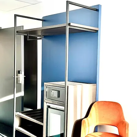Ξενοδοχείο Arthotel Ambassador - Free Parking 3*
