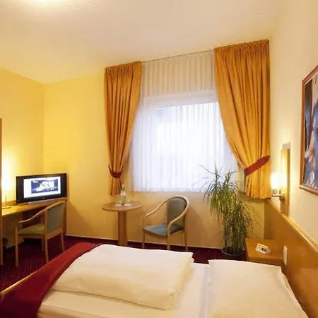 Arthotel Ambassador - Free Parking 3*